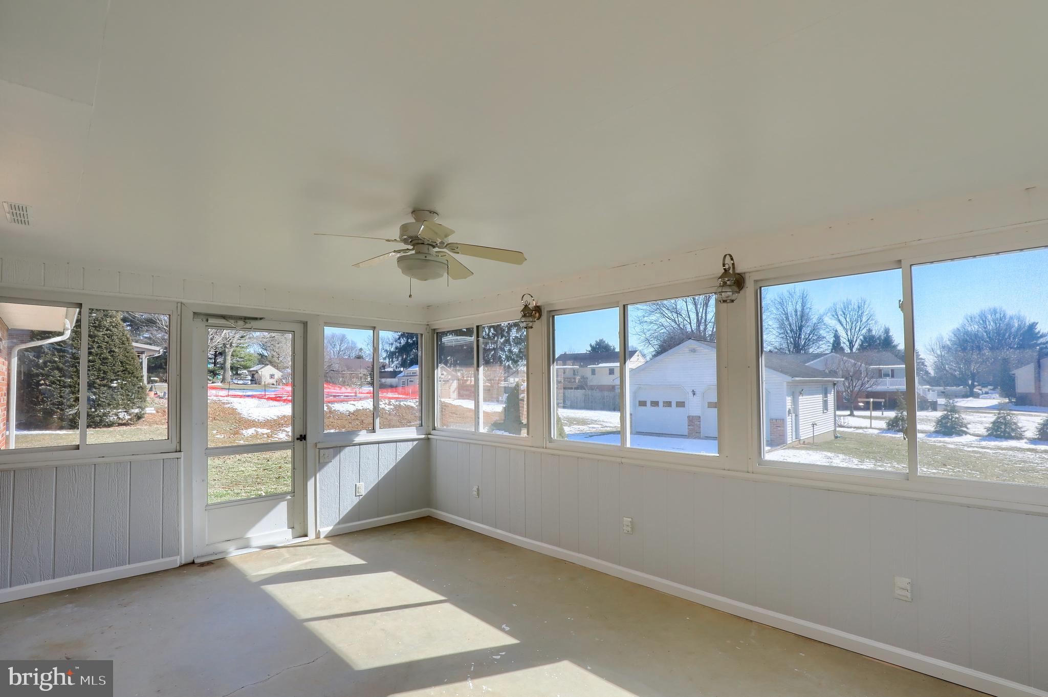 16 Farm Lane Lititz, PA 17543 - Photo 25 of 36