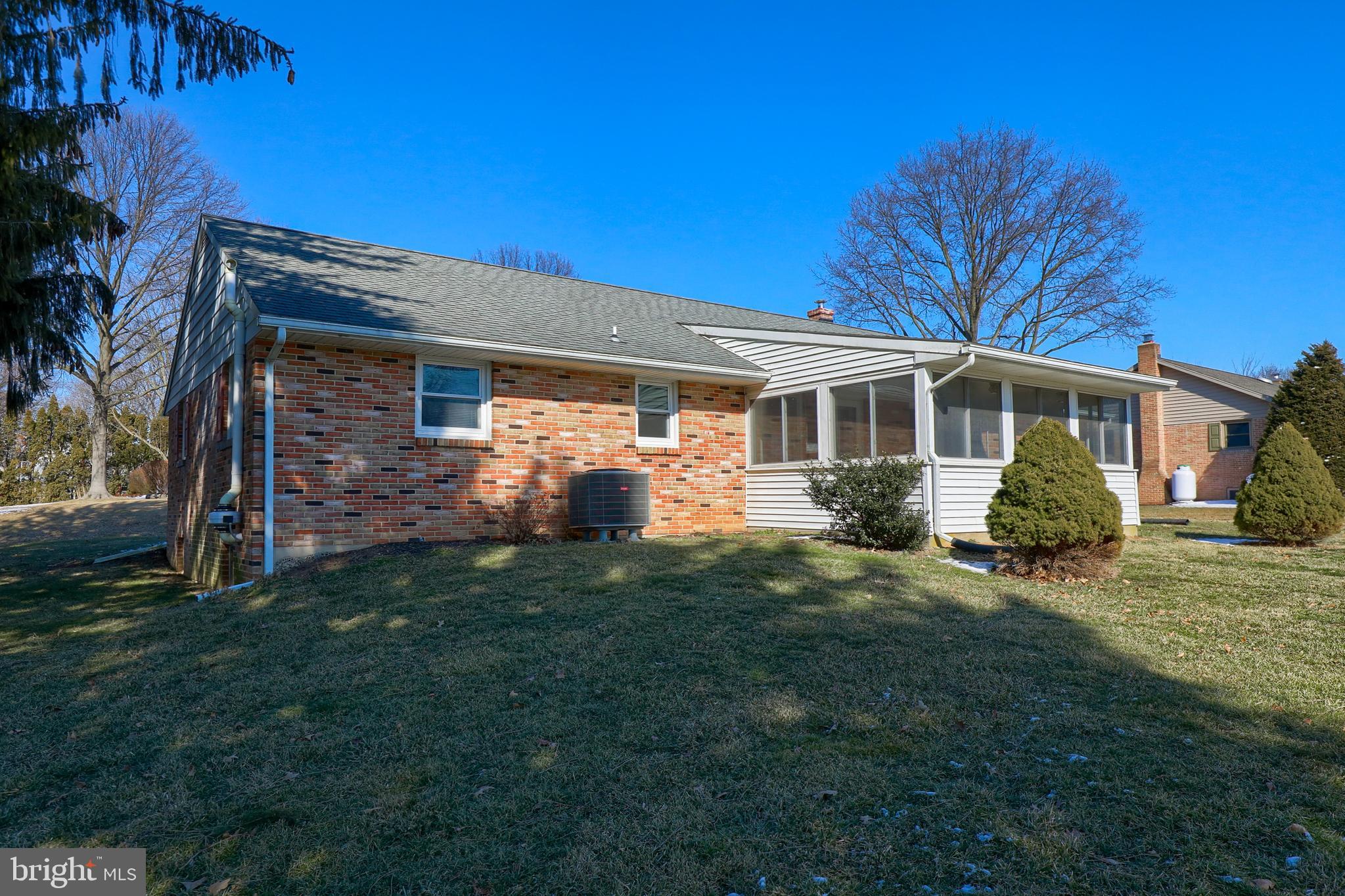 16 Farm Lane Lititz, PA 17543 - Photo 32 of 36