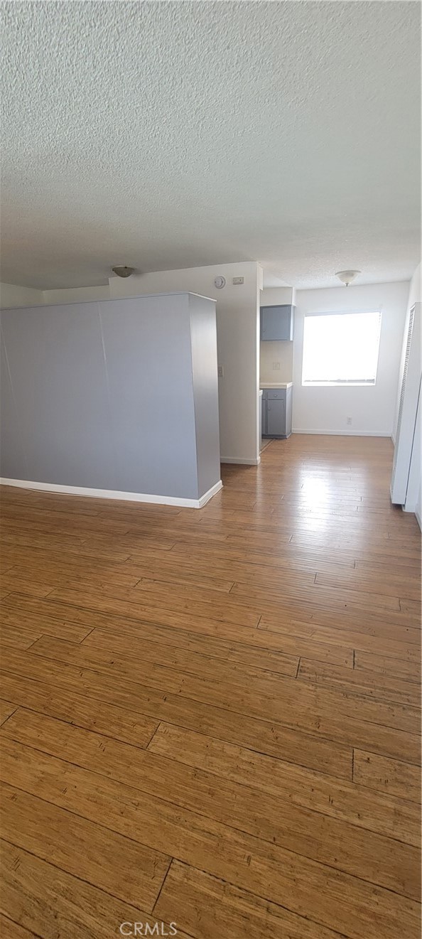 4370 West 141st Street Hawthorne, CA 90250 - Photo 3 of 7