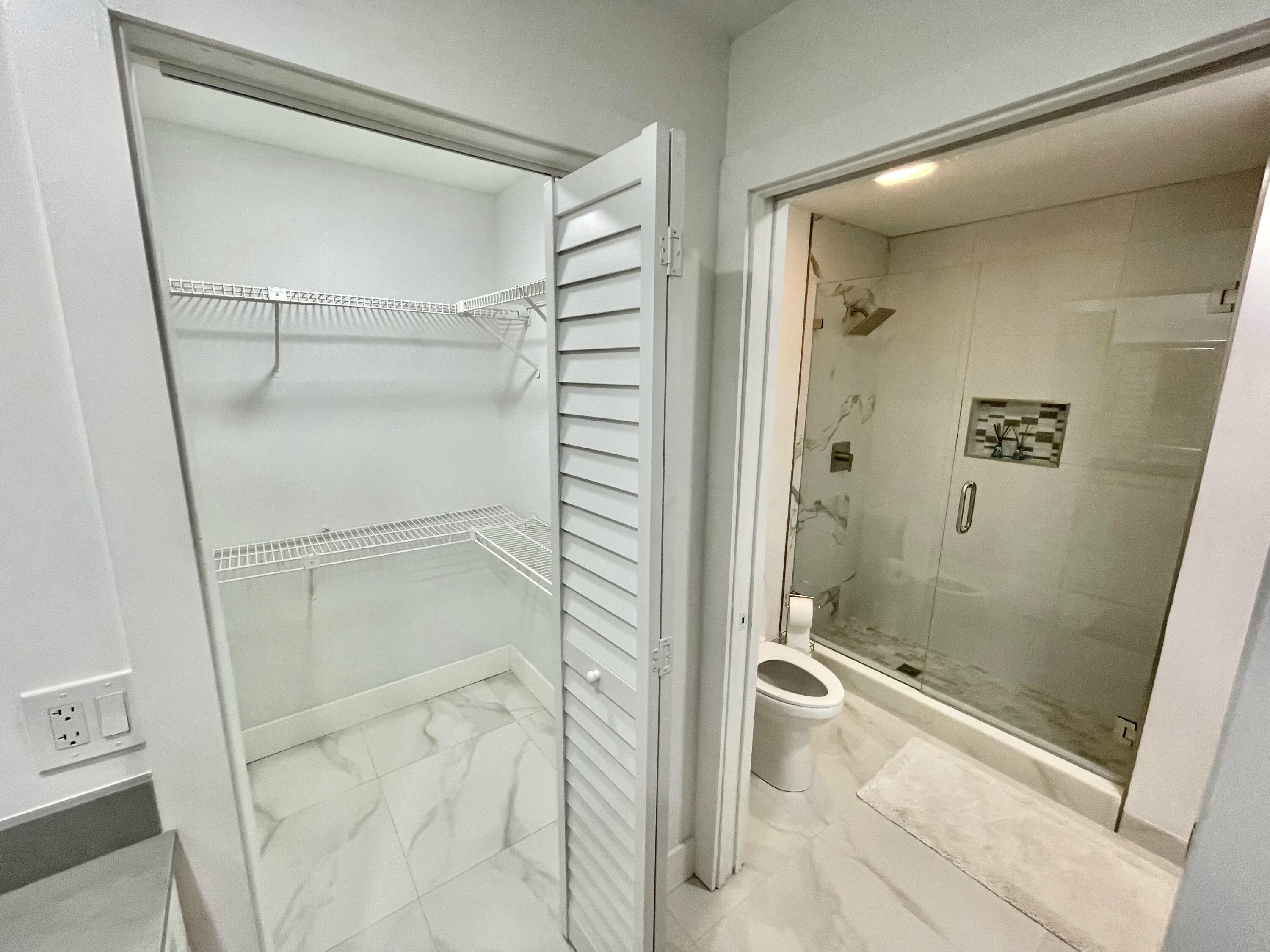 2908 Southwest 15th Street, Unit 9D Delray Beach, FL 33445 - Photo 26 of 60 Photo Oct 06, 6 24 21 PM