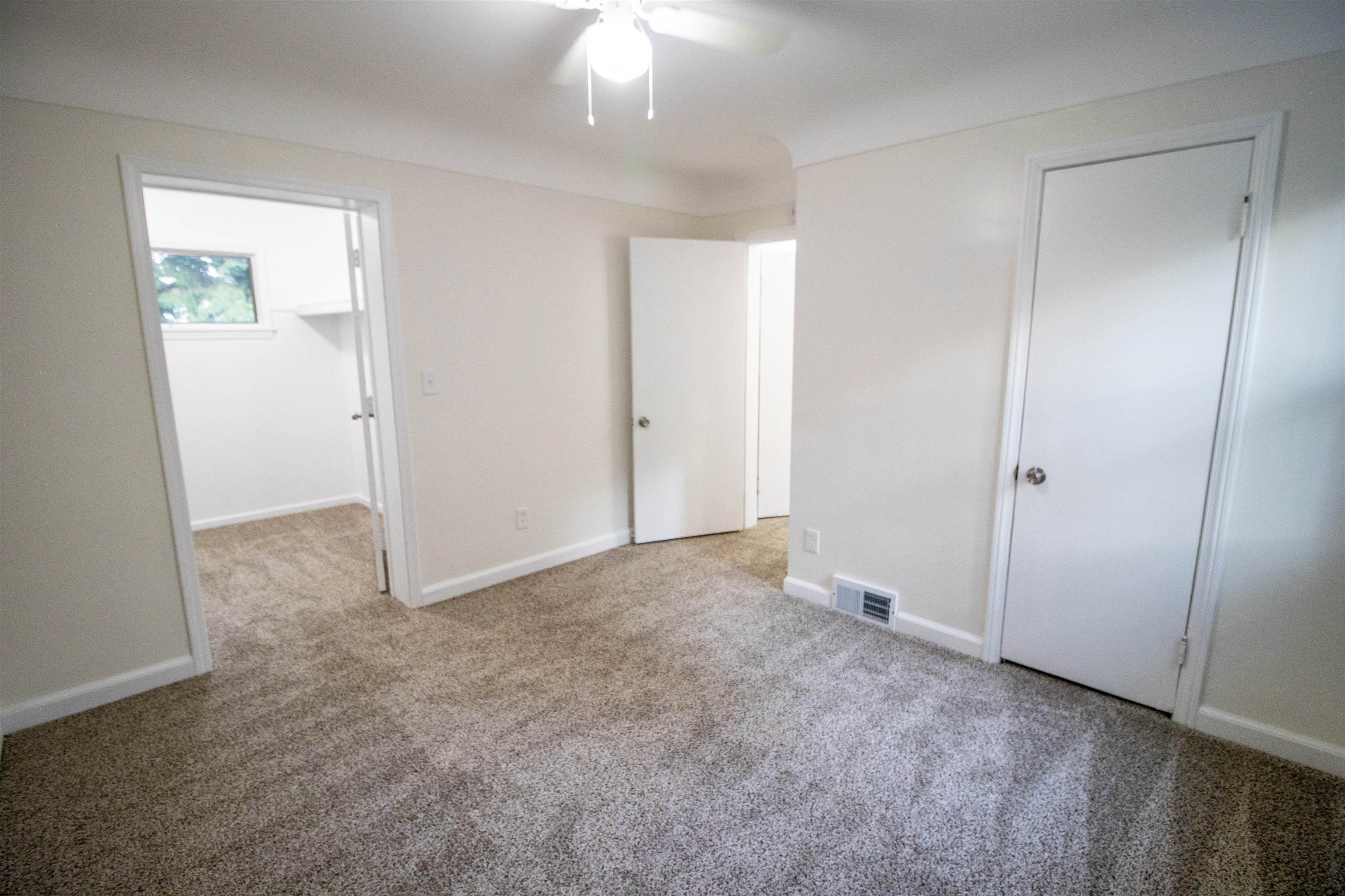 1275 East Mt Morris Road Mount Morris, MI 48458 - Photo 20 of 68 50179183-923e6cca-a6c1-4518-bf8d-8bf810729965.JPG
