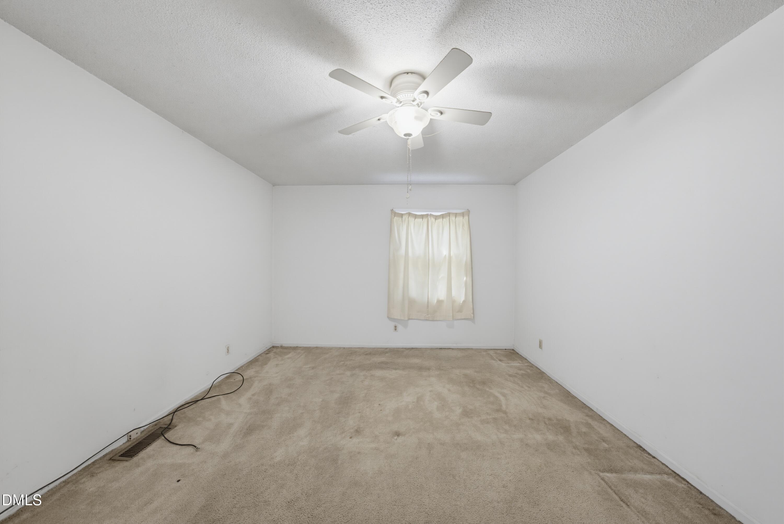 5209 Cabin Place Raleigh, NC 27609 - Photo 21 of 31 DSC03422