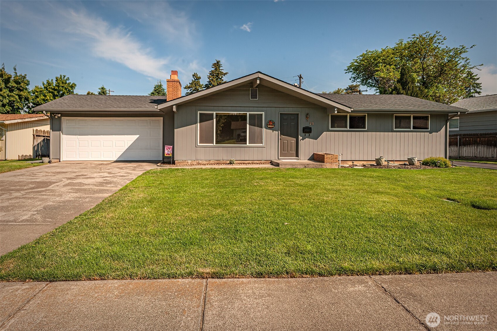 29 East Tietan Street Walla Walla, WA 99362 - Photo 3 of 32 Gallery Image 3