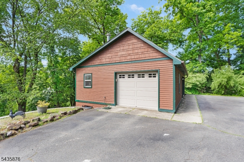 39 Lavin Road Wharton, NJ 07885 - Photo 22 of 33