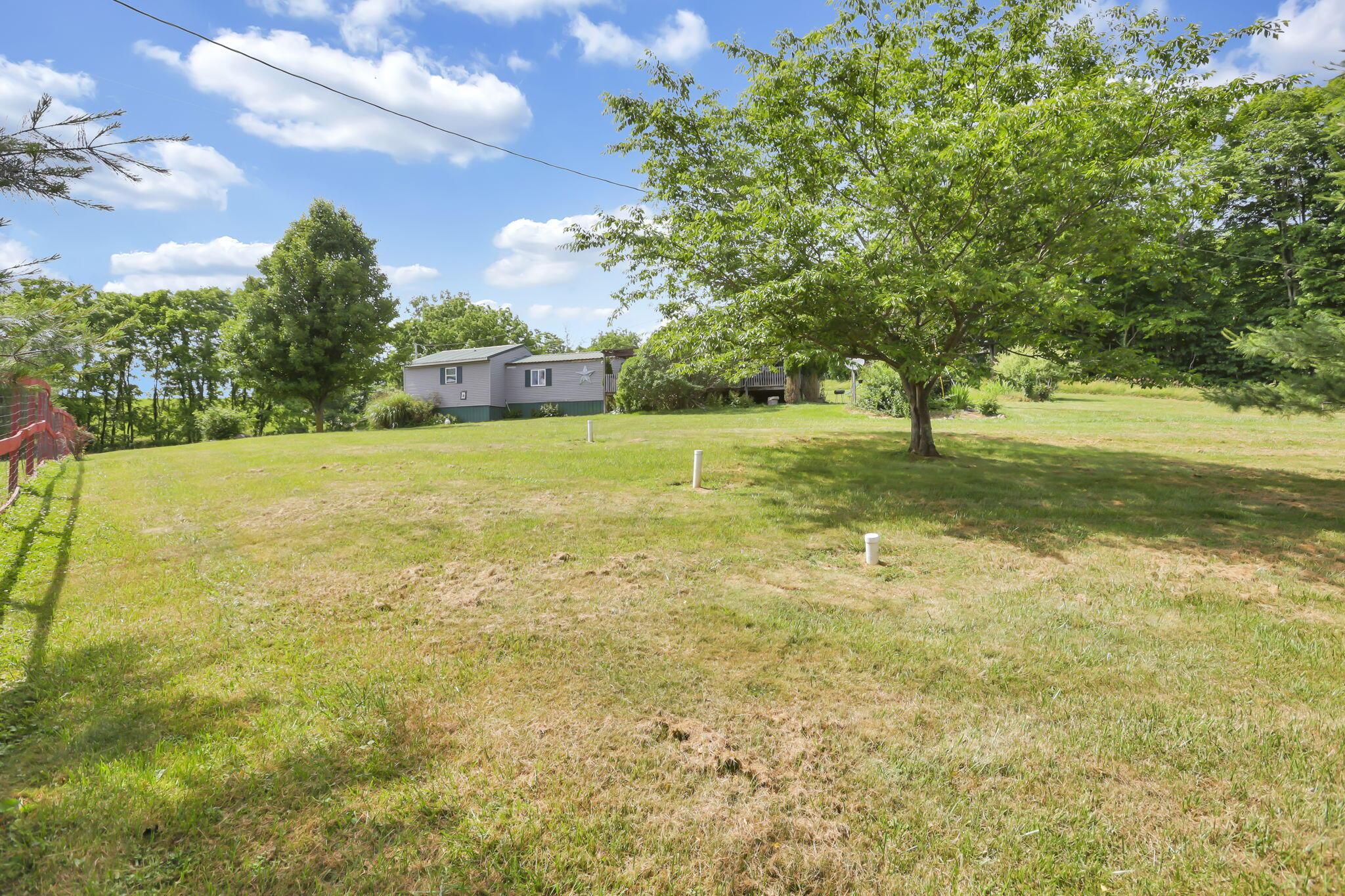 24559 Huffines Road Rockbridge, OH 43149 - Photo 8 of 37