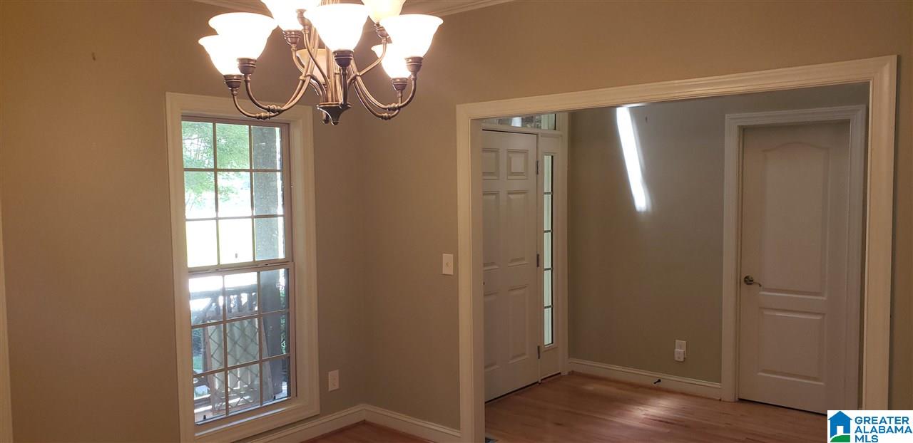 77 Shades Crest Road Hoover, AL 35226 - Photo 5 of 29
