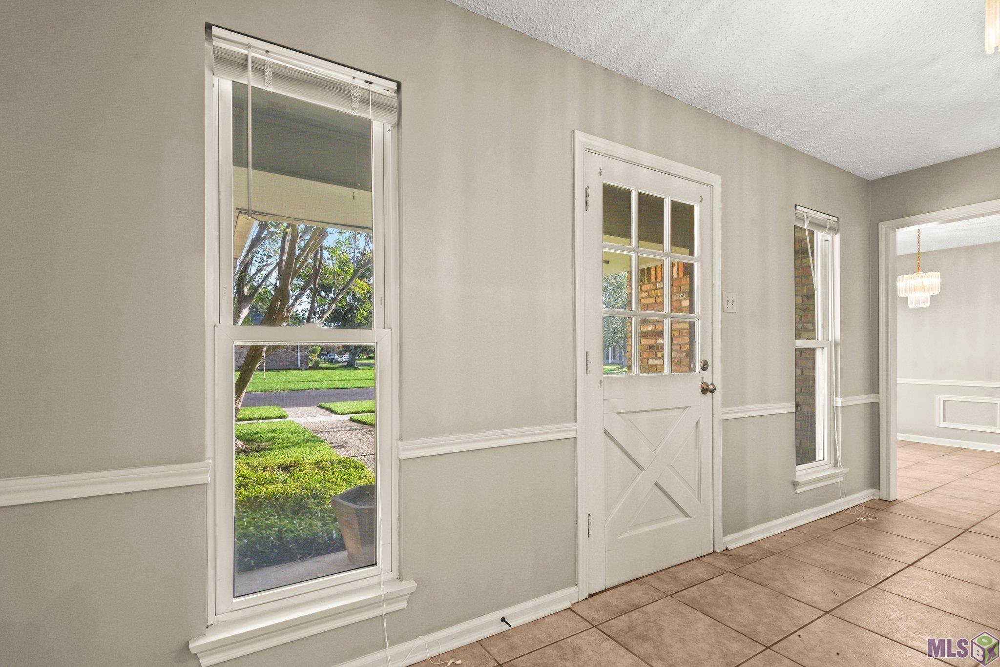 15036 Lynbrook Drive Baton Rouge, LA 70816 - Photo 3 of 19 Gallery Image 3