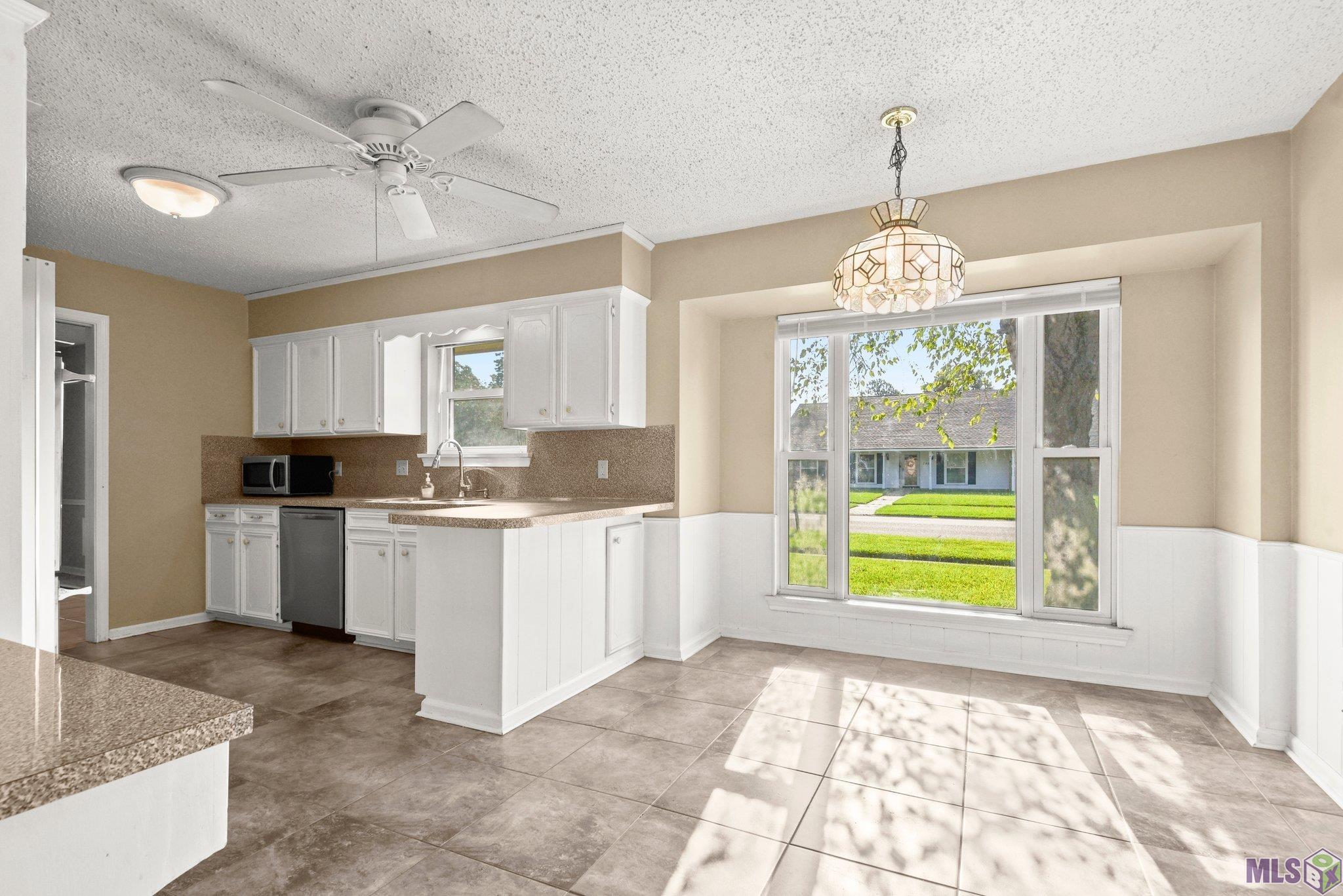 15036 Lynbrook Drive Baton Rouge, LA 70816 - Photo 6 of 19 Gallery Image 6