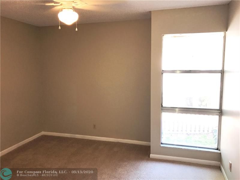 8249 Northwest 8th Place, Unit 4 Plantation, FL 33324 - Photo 9 of 12