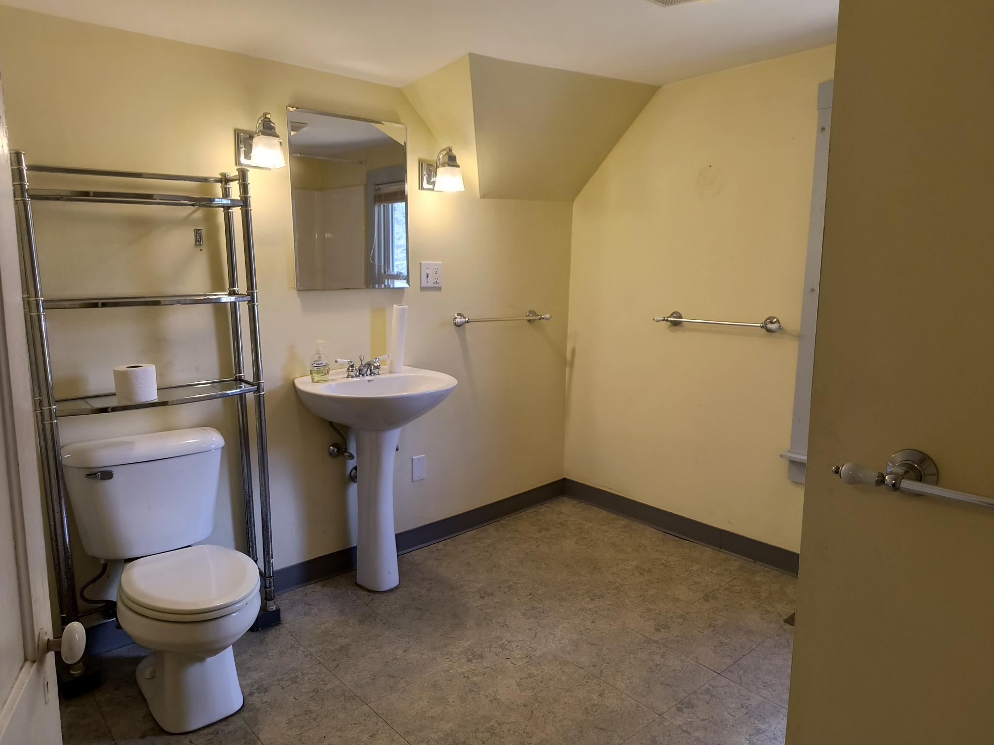 101 Sawyers Crossing Road Swanzey, NH 03446 - Photo 19 of 32