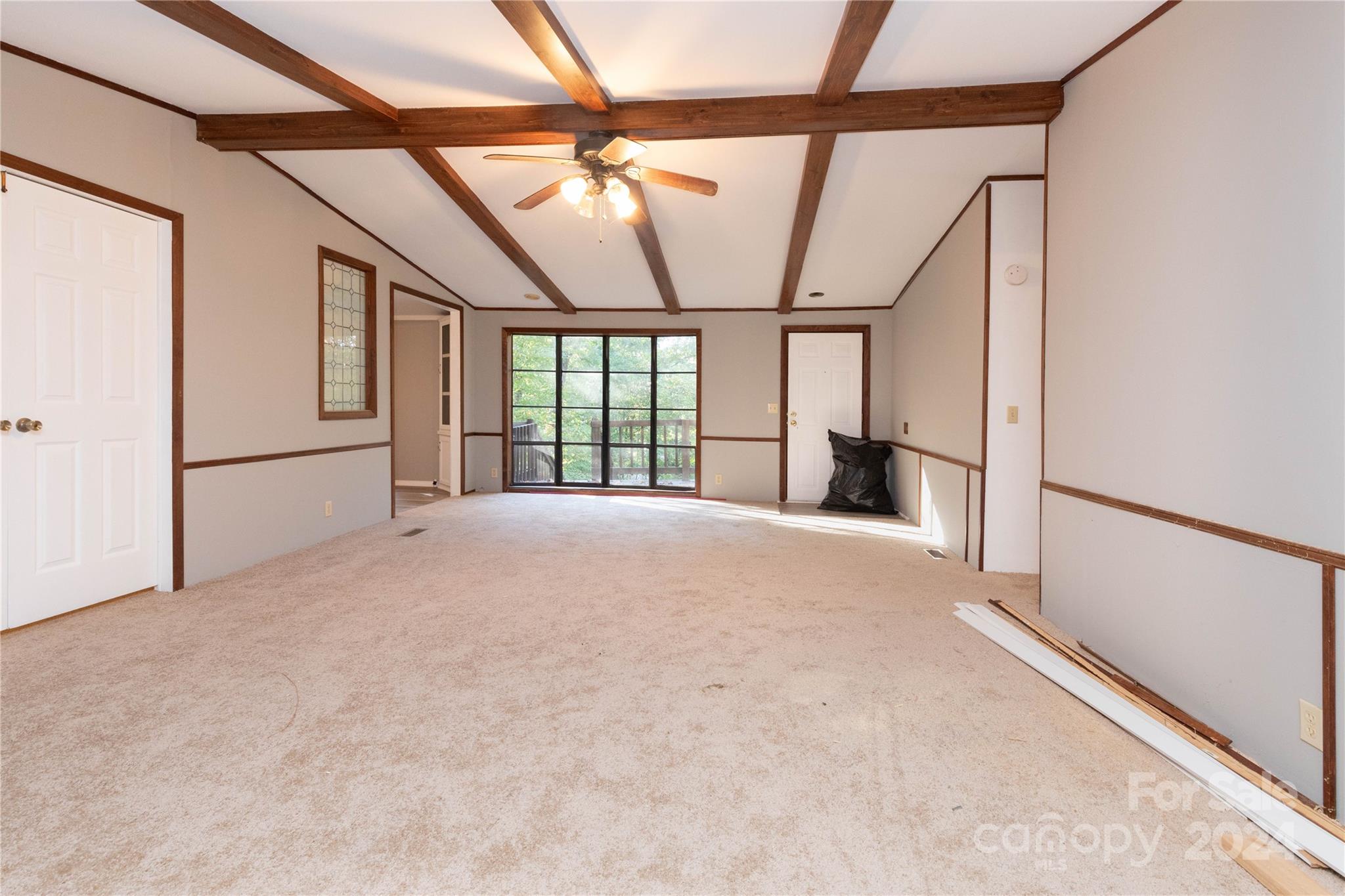 276 Hollon Cove Road Waynesville, NC 28786 - Photo 4 of 22 Gallery Image 4