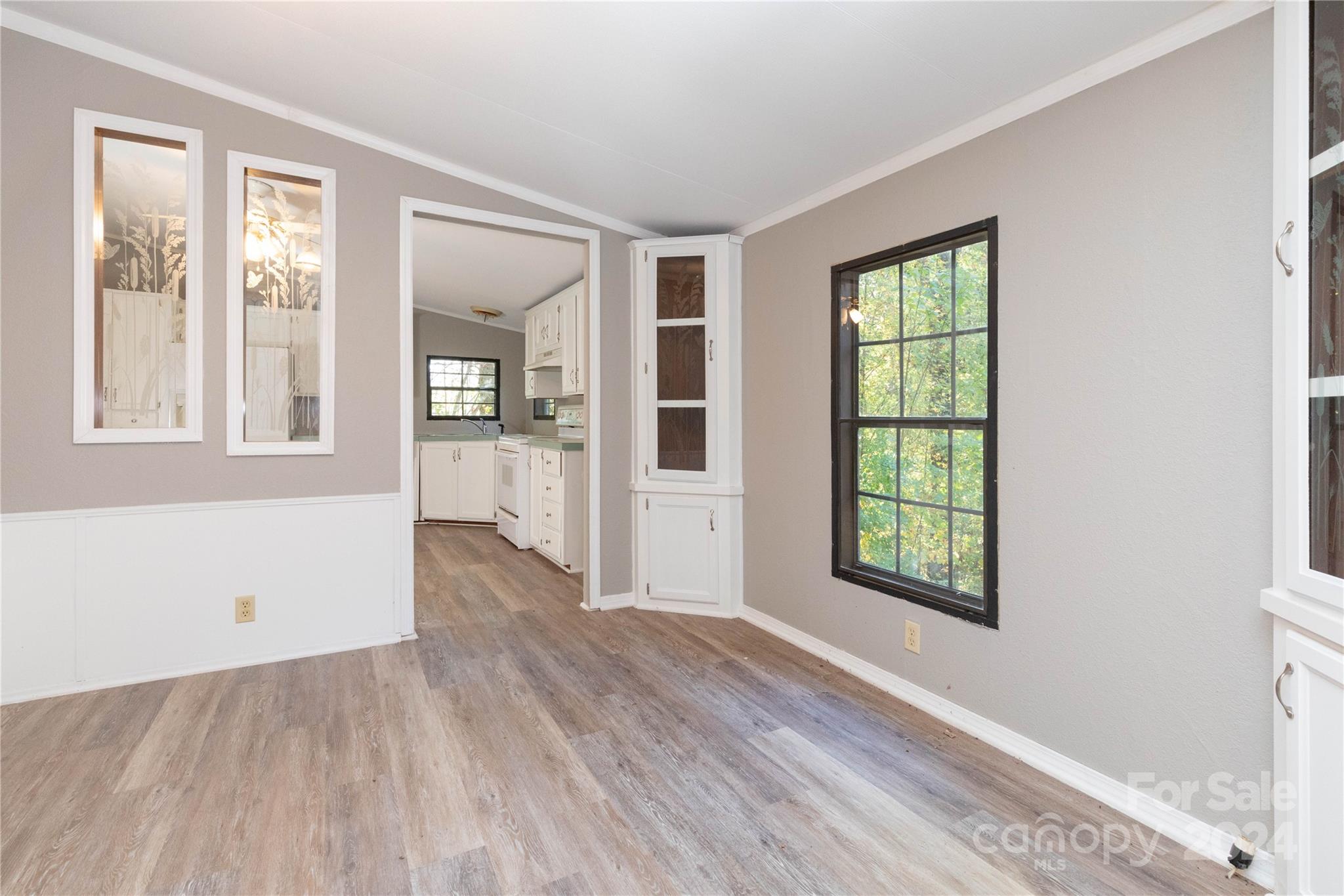 276 Hollon Cove Road Waynesville, NC 28786 - Photo 5 of 22 Gallery Image 5