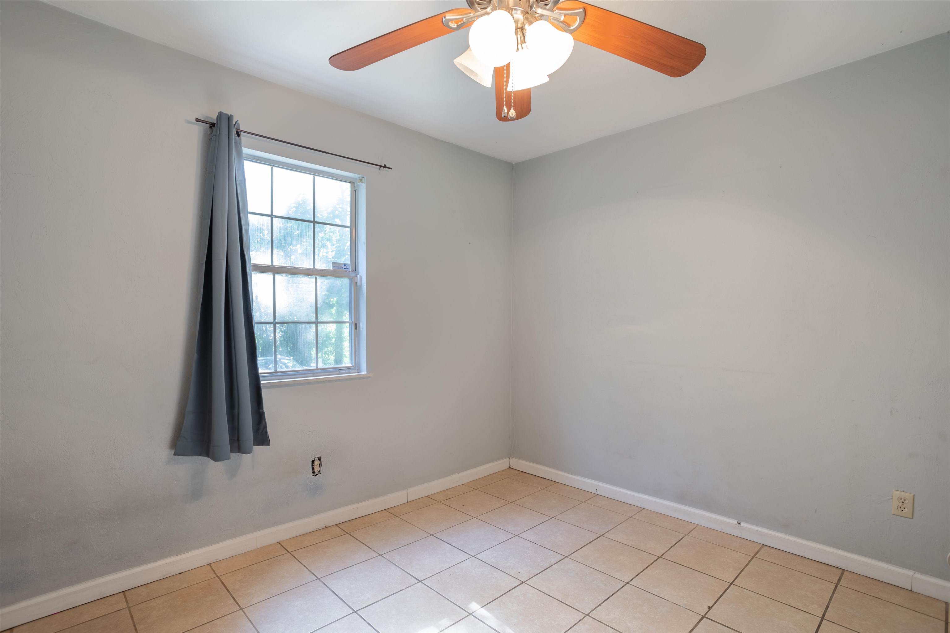 1083 Sutor Road Tallahassee, FL 32311 - Photo 2 of 24