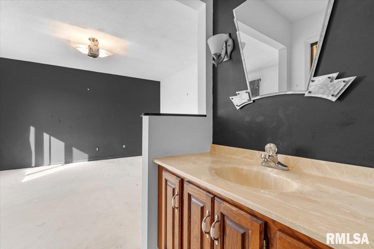 70 Brookside Place Springfield, IL 62704 - Photo 19 of 31