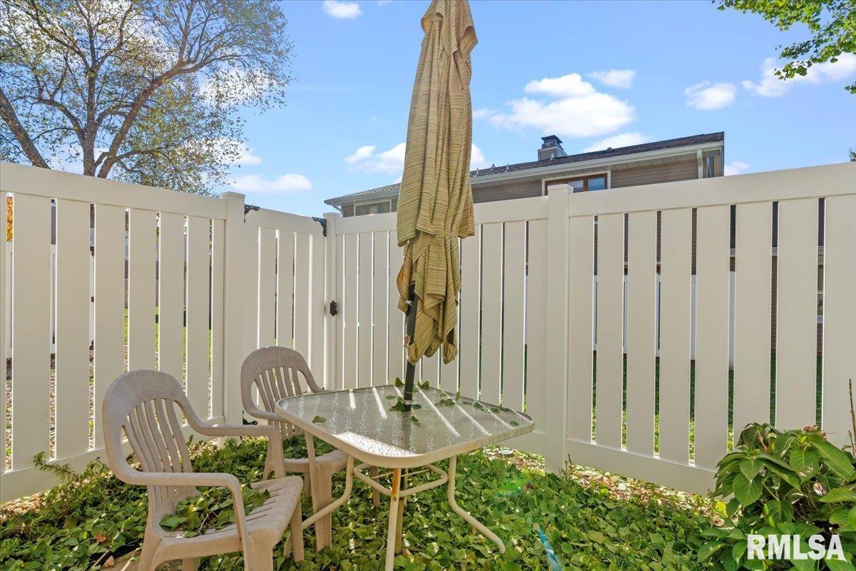 70 Brookside Place Springfield, IL 62704 - Photo 26 of 31