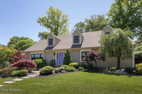 $1,250,000 | 3 Baskenridge Drive, Middletown, NJ 07748