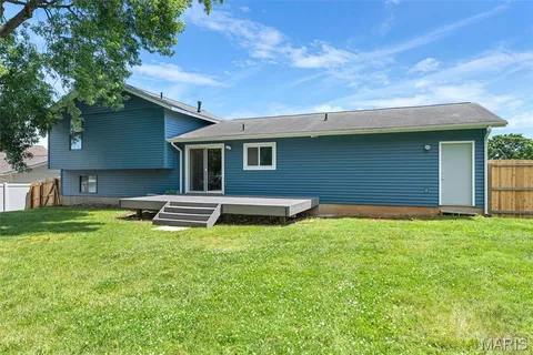 $319,900 | 4 Voyager Drive, St. Peters, MO 63376