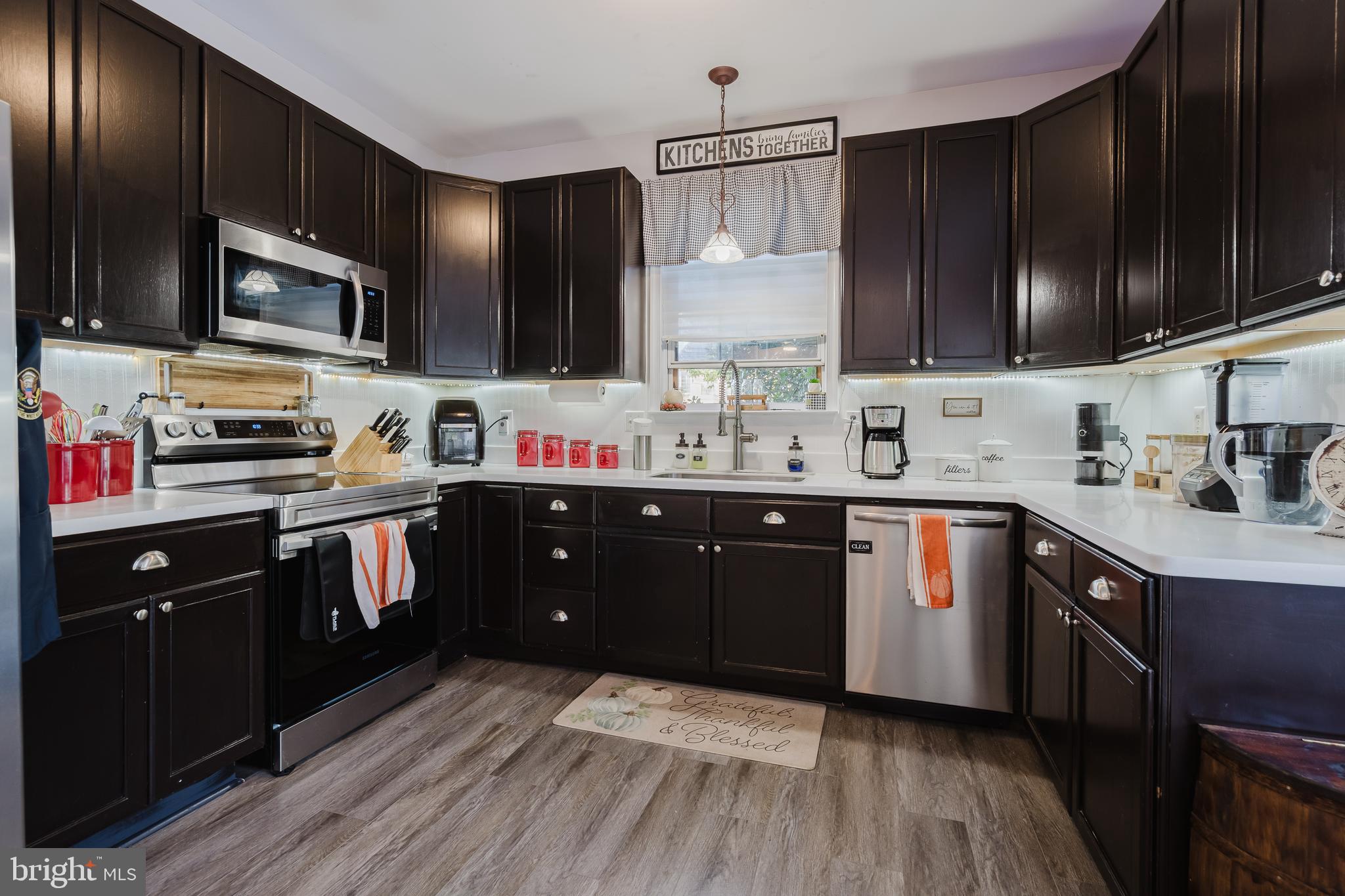 1 Bohemia Road Bear, DE 19701 - Photo 14 of 66 Spacious eat-in kitchen