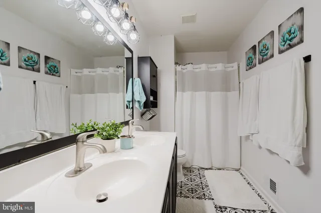 $599,990 | 1 Bohemia Road, Bear, DE 19701