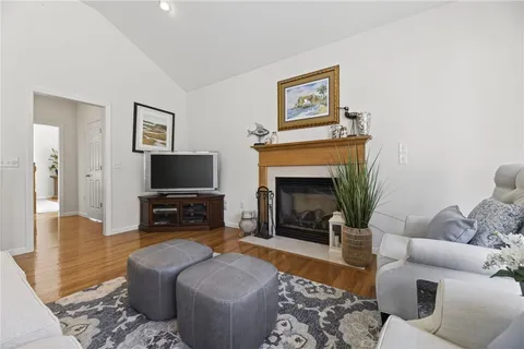 $1,250,000 | 25 Southern View Drive, Narragansett, RI 02882