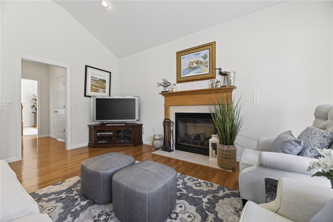 25 Southern View Drive Narragansett, RI 02882 - Photo 9 of 48