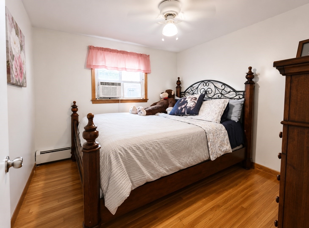 8 Rochelle Street Auburn, MA 01501 - Photo 12 of 35