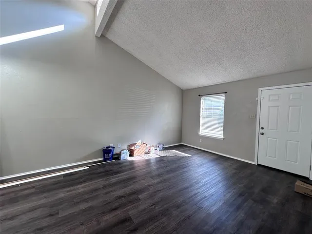 $1,400 | 1110 A Lynn Street, Weatherford, TX 76086