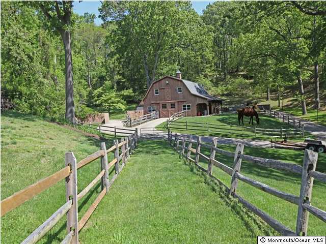 633 Cooper Road Middletown, NJ 07716 - Photo 1 of 3 Primary Photo