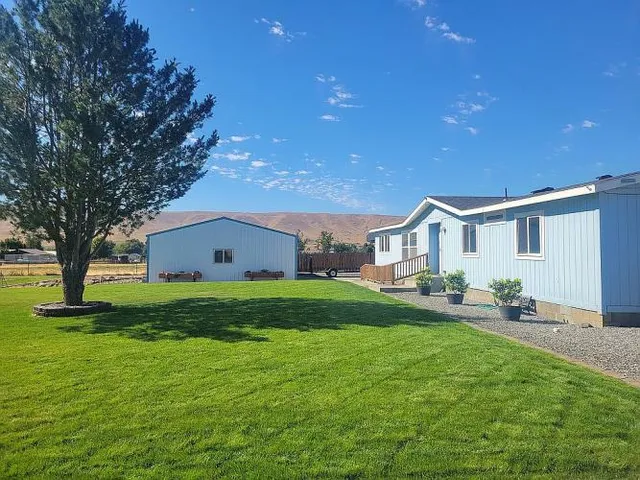 $500,000 | 2012 South Steele Road, Prosser, WA 99350