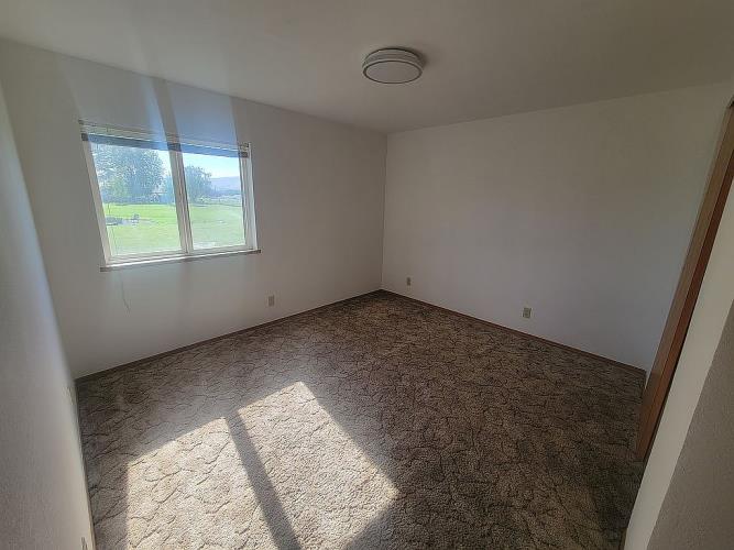 2012 South Steele Road Prosser, WA 99350 - Photo 36 of 44