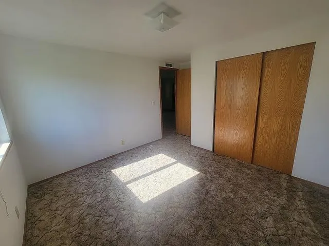 $500,000 | 2012 South Steele Road, Prosser, WA 99350