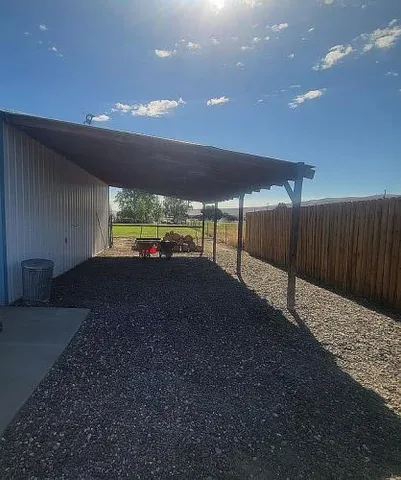 $500,000 | 2012 South Steele Road, Prosser, WA 99350