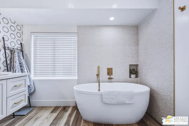 $685,000 | 189 Torrey Pine Drive, Palm Desert, CA 92211