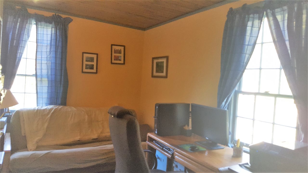 180 Norris Road Pittsfield, NH 03263 - Photo 26 of 39