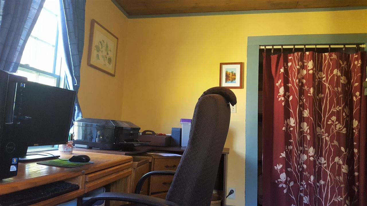 180 Norris Road Pittsfield, NH 03263 - Photo 27 of 39