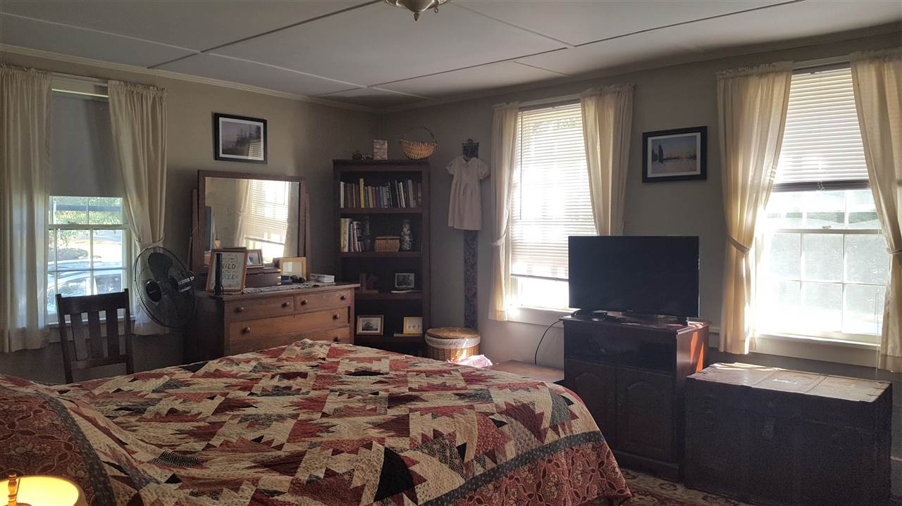 180 Norris Road Pittsfield, NH 03263 - Photo 31 of 39
