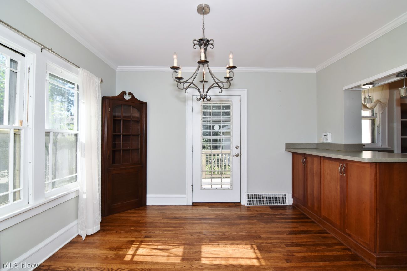 3356 Clarendon Road Cleveland Heights, OH 44118 - Photo 6 of 43 Dining Room