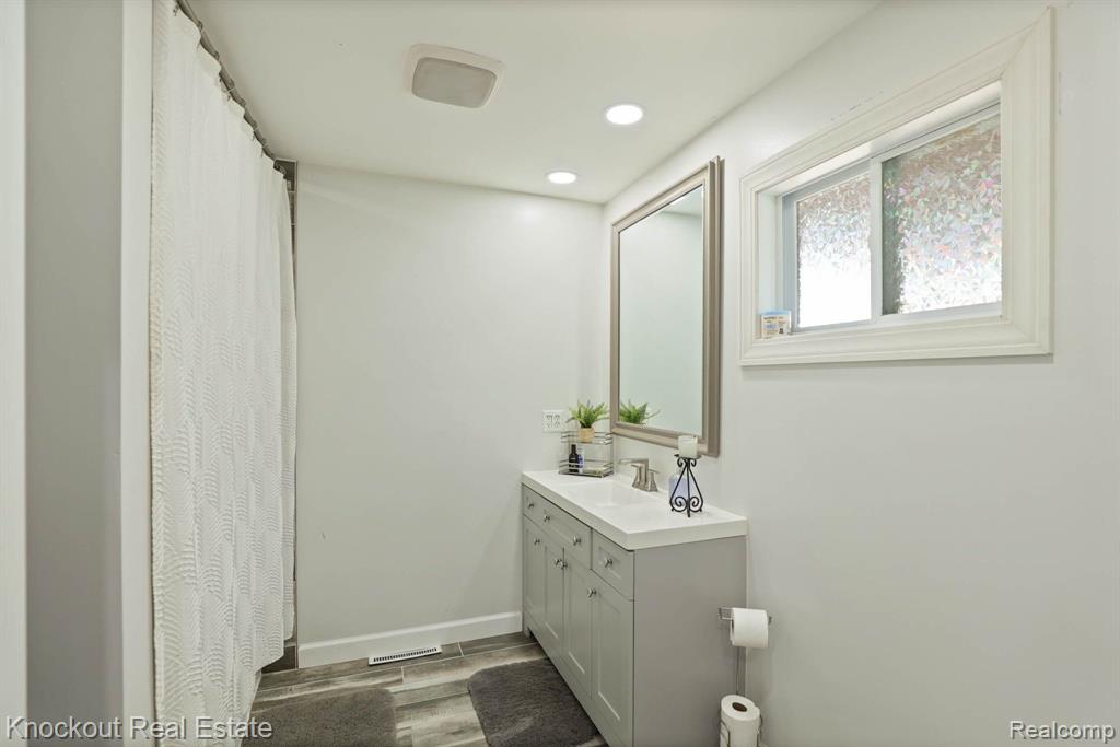 8900 Bray Road Vassar, MI 48768 - Photo 30 of 60