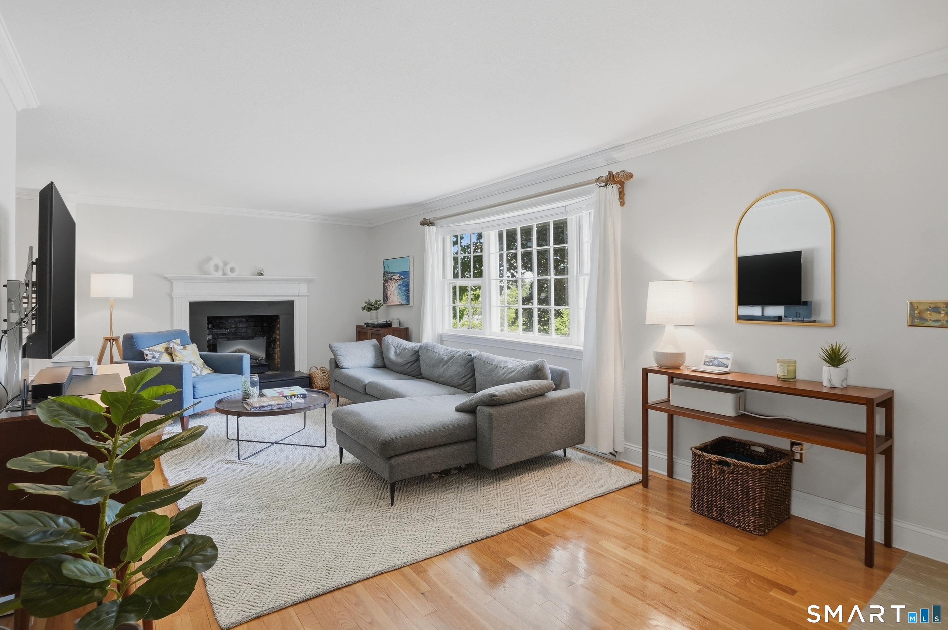 54 Still Hill Road Hamden, CT 06518 - Photo 7 of 40