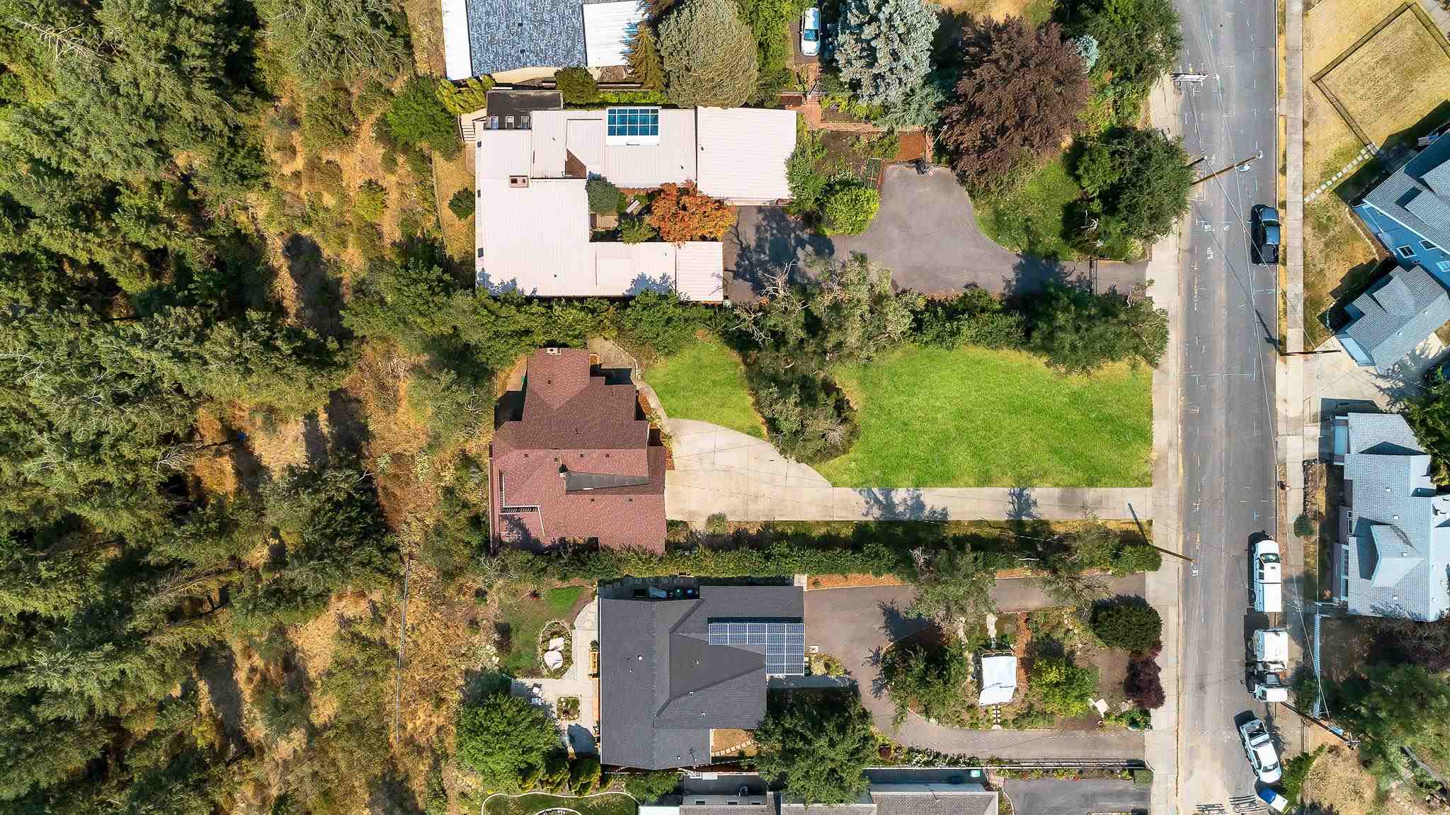 1619 North W Point Road Spokane, WA 99201 - Photo 4 of 47 Gallery Image 4