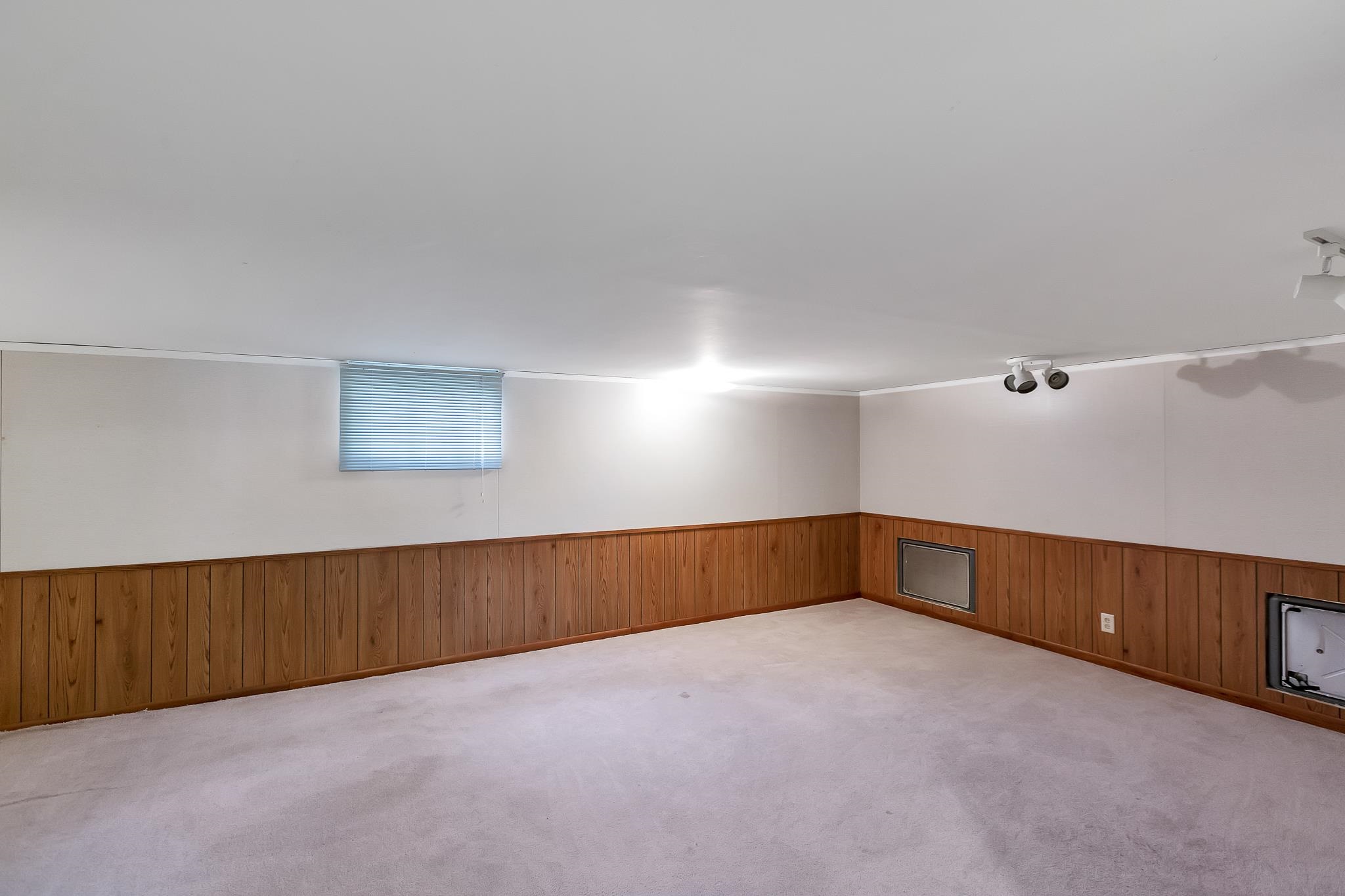 1619 North W Point Road Spokane, WA 99201 - Photo 33 of 47 Gallery Image 33