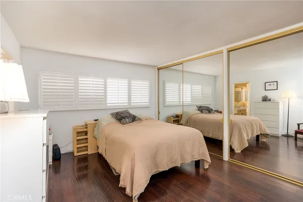 $900,000 | 615 East Olive Avenue, Unit A, Burbank, CA 91501