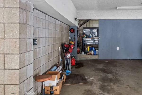 $900,000 | 615 East Olive Avenue, Unit A, Burbank, CA 91501