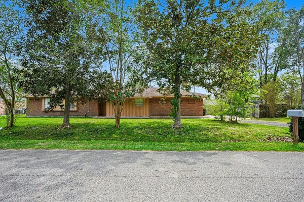 $194,900 | 722 Fall Creek Drive, Houston, TX 77336