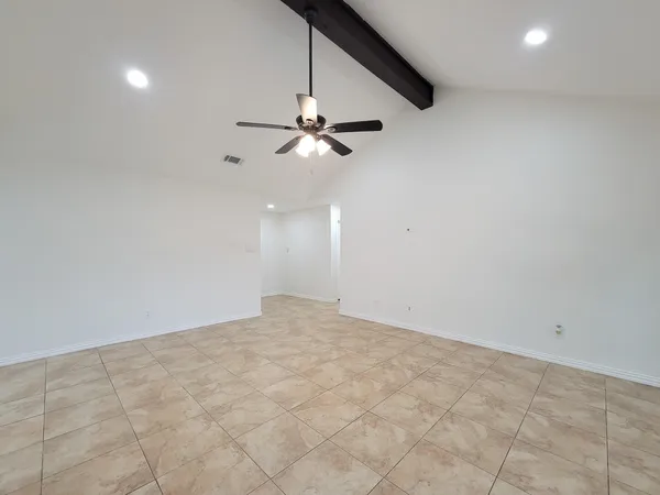 $2,100 | 10010 Sagecanyon Drive, Houston, TX 77089