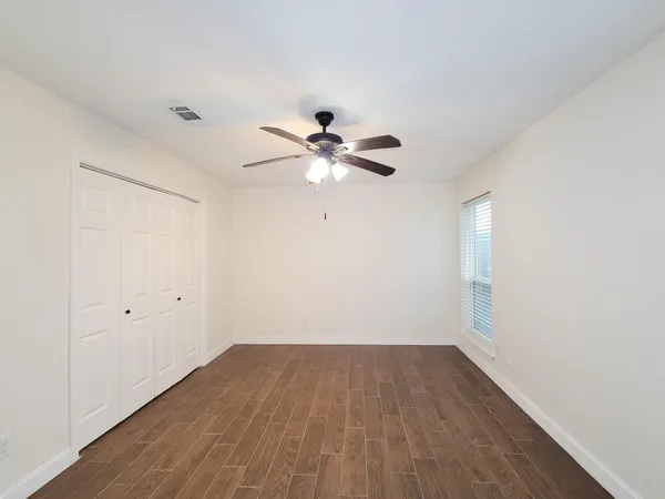 $2,100 | 10010 Sagecanyon Drive, Houston, TX 77089