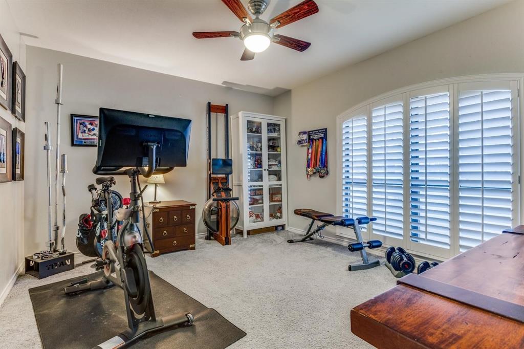 10014 Silver Creek Road Dallas, TX 75243 - Photo 15 of 19 2nd guest bedroom