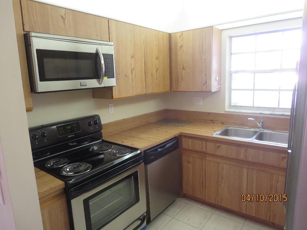 5240 Nesting Way, Unit D Delray Beach, FL 33484 - Photo 4 of 22 061