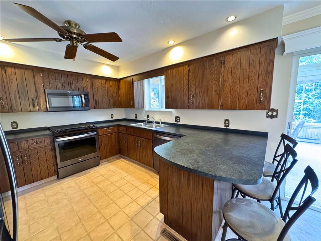 1542 Sandy Lake Road Jackson Center, PA 16133 - Photo 15 of 32 Gallery Image 15