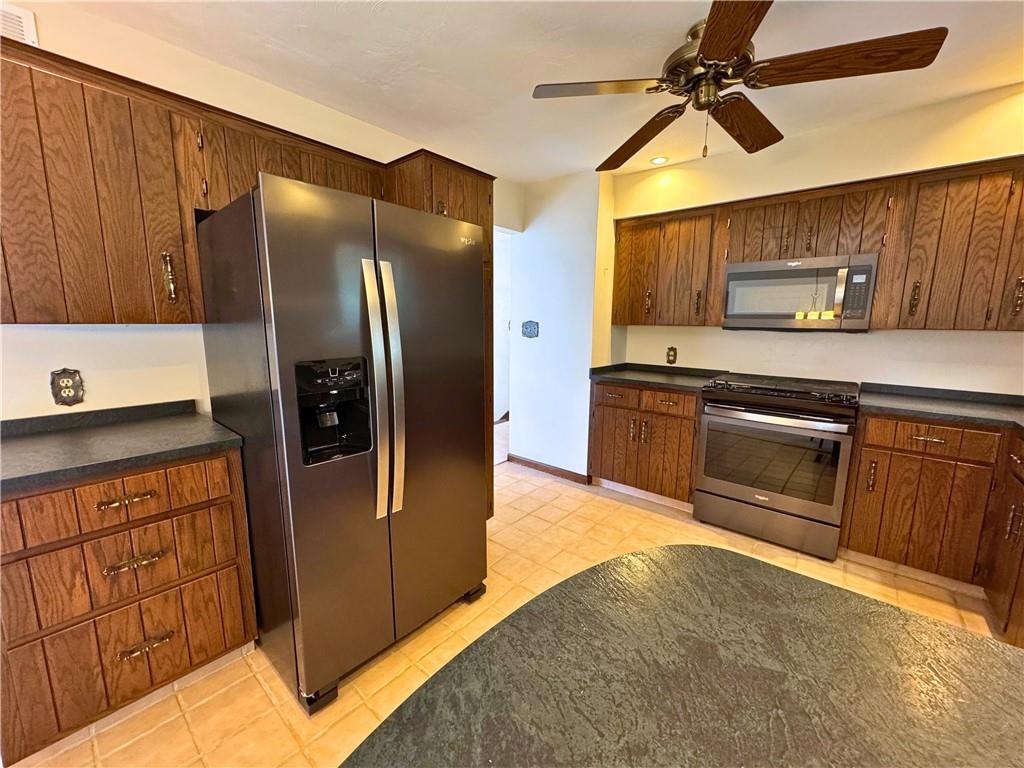 1542 Sandy Lake Road Jackson Center, PA 16133 - Photo 19 of 32 Gallery Image 19